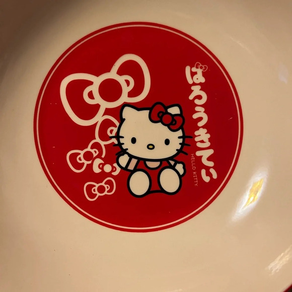 NEW Sanrio Set of 4 Hello Kitty Bow Japan 9" Wide Ceramic Bowls - Picture 4 of 5